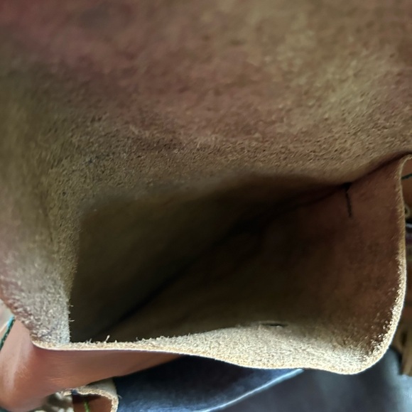 Hand Made Fringed Leather Waist Bag with Peace Sign - Picture 5 of 15